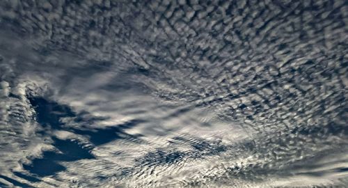 Full frame shot of sea against sky