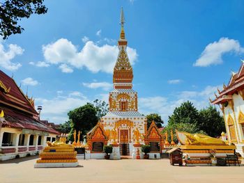 View of temple building against sky