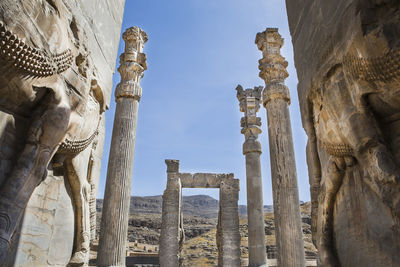 Statue of temple against sky