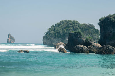 Scenic view of sea against clear sky