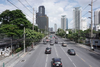 Traffic on road in city
