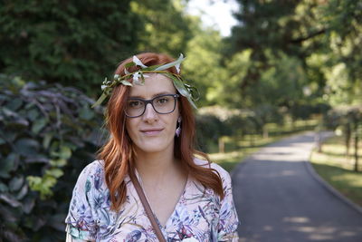 Portrait of woman wearing eyeglasses