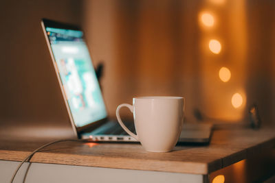 Coffee cup on table