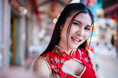 Portrait of a smiling young woman