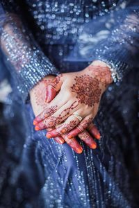 Close-up of woman hand