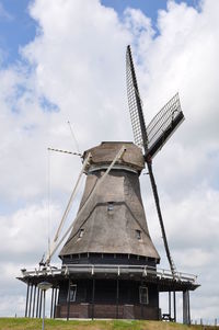 Windmill on the dyke