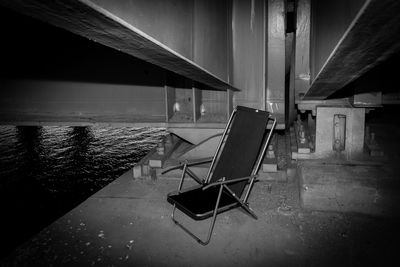 Empty benches in the dark