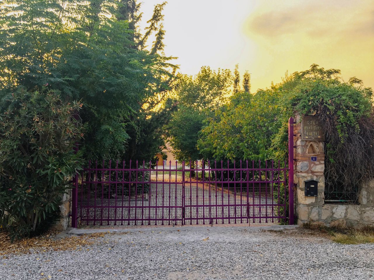 VIEW OF CLOSED GATE