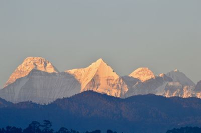 Himalaya peeks from bageshwar india