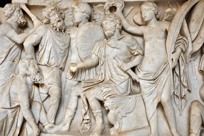 Bas-relief and sculpture of ancient roman people