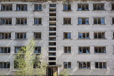 Full frame shot of abandoned residential building