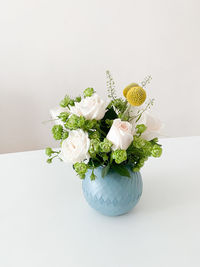 Close-up of white flowers on table