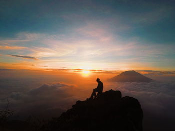 Sindoro mountain 