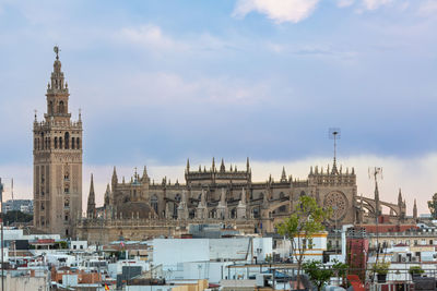 Buildings in city