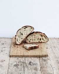 Close-up of bread on cutting board