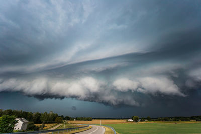 Shelf cloud in front of a strong storm