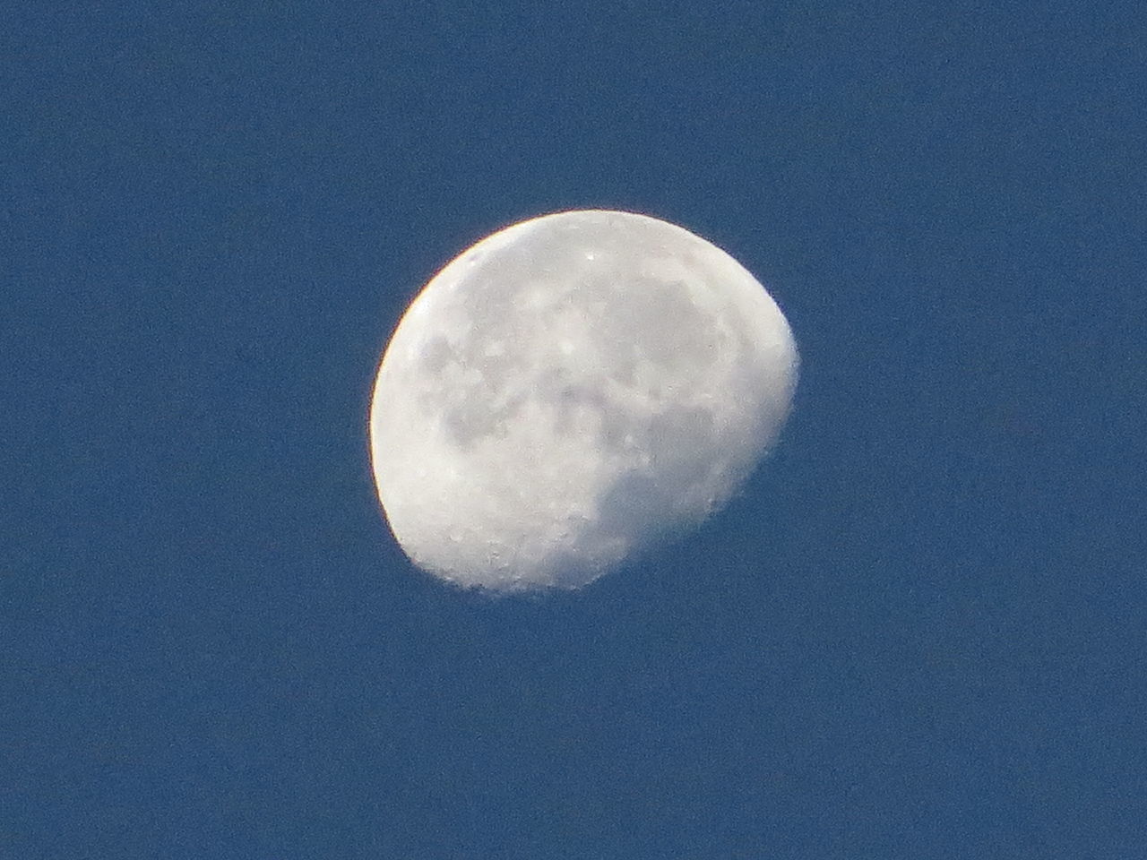 moon, astronomy, full moon, sphere, circle, planetary moon, low angle view, sky, tranquility, beauty in nature, moon surface, discovery, scenics, copy space, tranquil scene, nature, space exploration, night, majestic, exploration