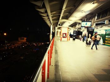 Railroad station platform