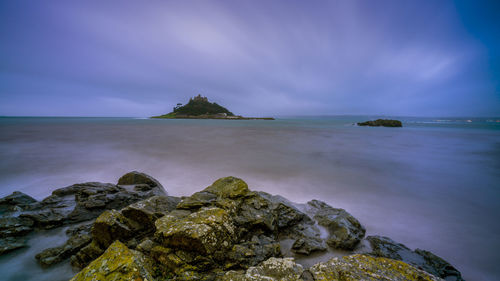 St michael's mount cornwall during sunrise slow shutter