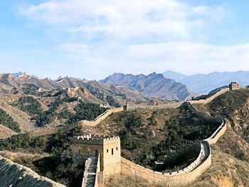 Great wall of china against sky