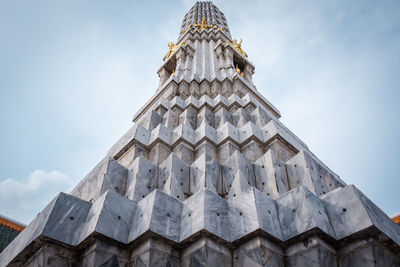 Wat phra chetuphon, wat pho or wat phra chetuphon vimolmangklararm rajwaramahaviharn