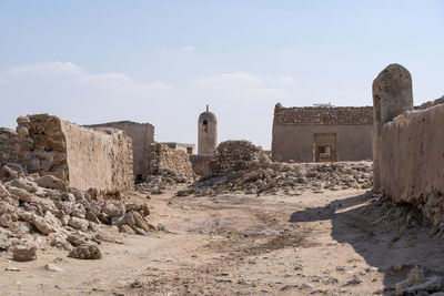 An abandoned fishing village located in al jumail, ruwais north of doha, qatar.