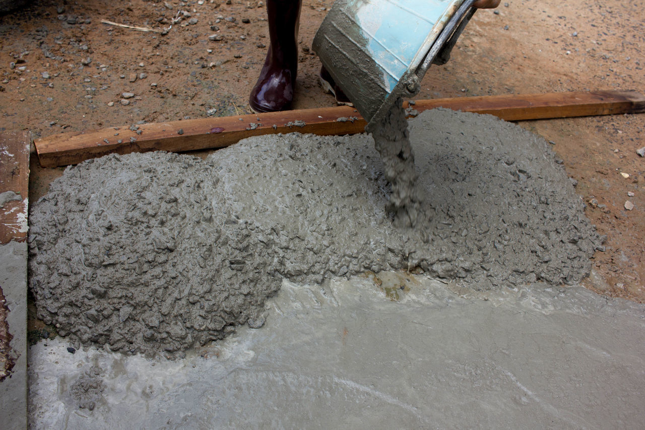 CLOSE-UP OF AN ABANDONED CONSTRUCTION SITE