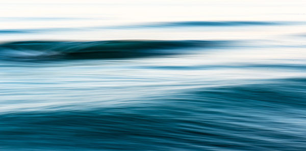 Full frame shot of sea against sky