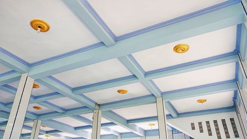 Low angle view of ceiling