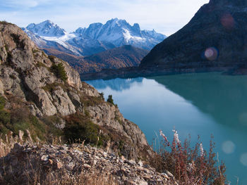 Scenic view of lake and mountains