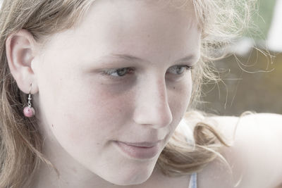 Close-up of smiling teenage girl