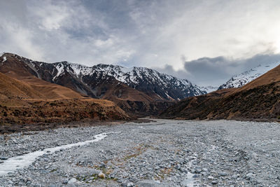 Scenic view along the mount cook road alongside with snow capped southern alps and majestic mt cook.