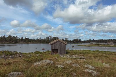 A little natural house in a beautiful natural landscape.