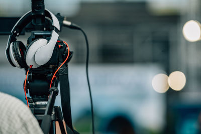 Live streaming. camera at a press conference.