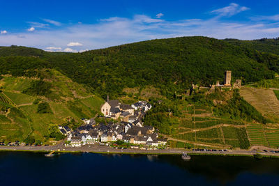 Panorama view from the opposite, left bank of the moselle on beilstein with metternich castle, 