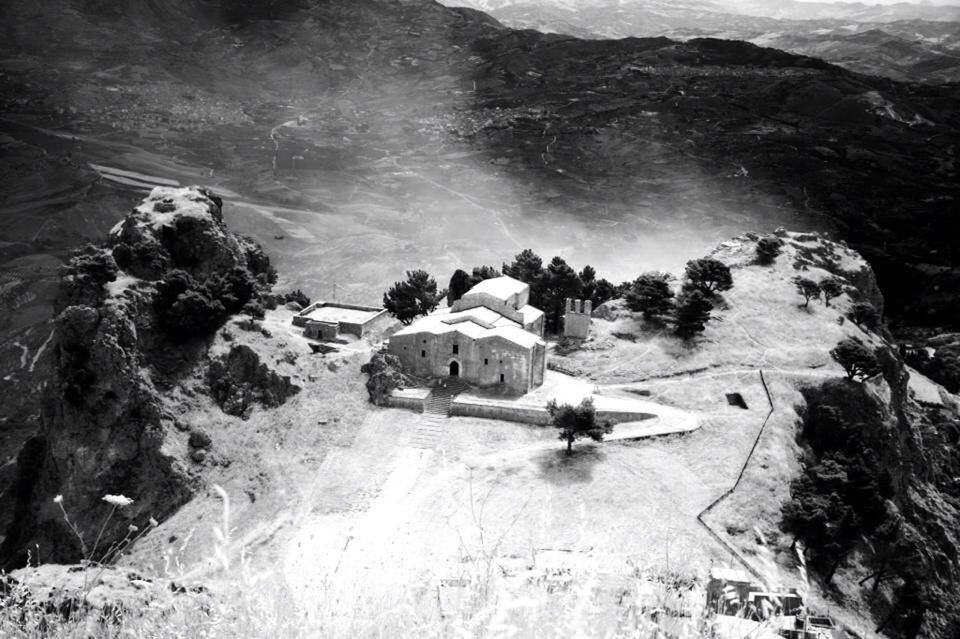 HIGH ANGLE VIEW OF PEOPLE WALKING ON SHORE