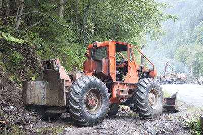 Working and producing in the wood and timber industry in romania