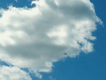 Low angle view of cloudy sky