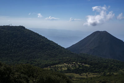 Izalco volcano in national park in el salvador on a sunny morning