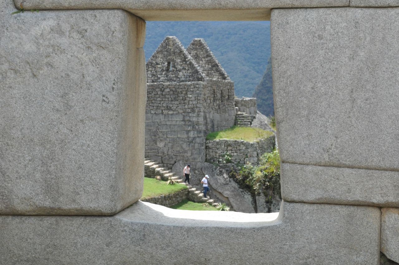 VIEW OF A STONE STRUCTURE