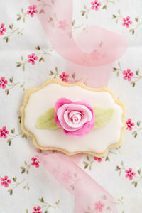 Close-up of pink roses