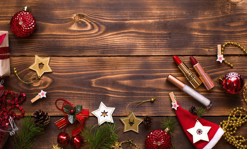 Christmas decorations on table