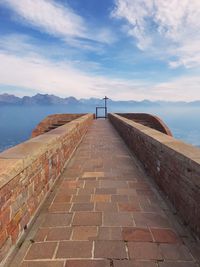 Footpath leading towards sea