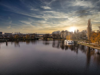 Sunset at the spree river in berlin