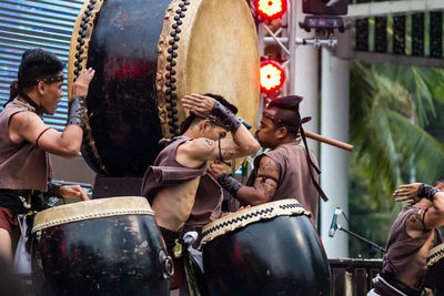 People in traditional clothing