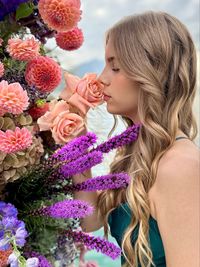 Close-up of girl with flowers