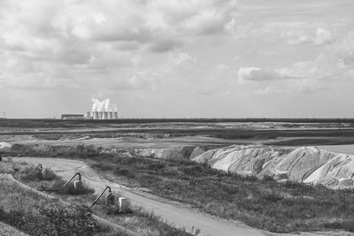 Opencast mining with the jänschwalde lignite power station in lusatia