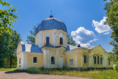 Church in manor znamenskoye-rayok, russia