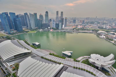  singapore skyline at waterfront