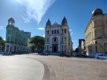 Buildings in city